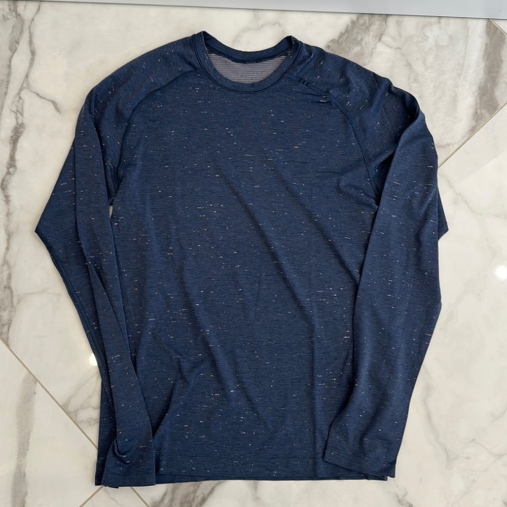 Men’s lulu lemon long sleeve